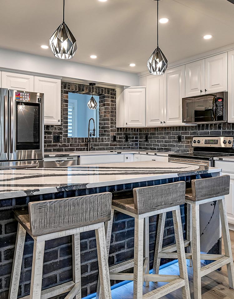 Modern kitchen with Grey and white accents